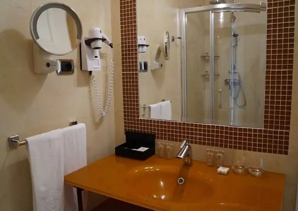 Deluxe Family Suite