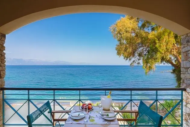 Stüdyo, Deniz Manzaralı