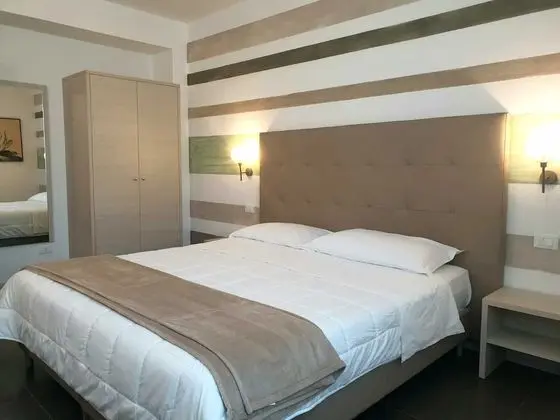 Deluxe Tek Büyük veya İki Ayrı Yataklı Oda