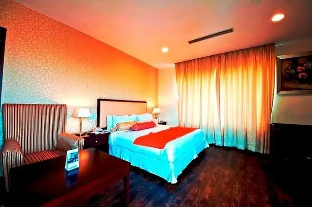 Deluxe Tek Büyük veya İki Ayrı Yataklı Oda