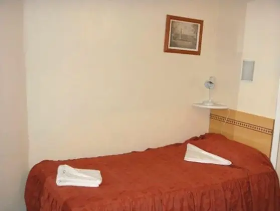 Tek Kişilik Oda