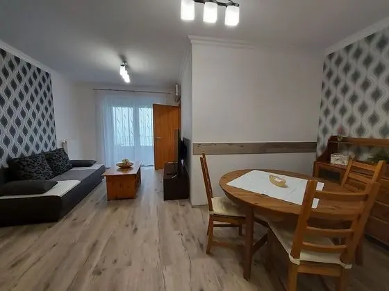 Panoramic Apart Daire, Göl Manzaralı (Junior)