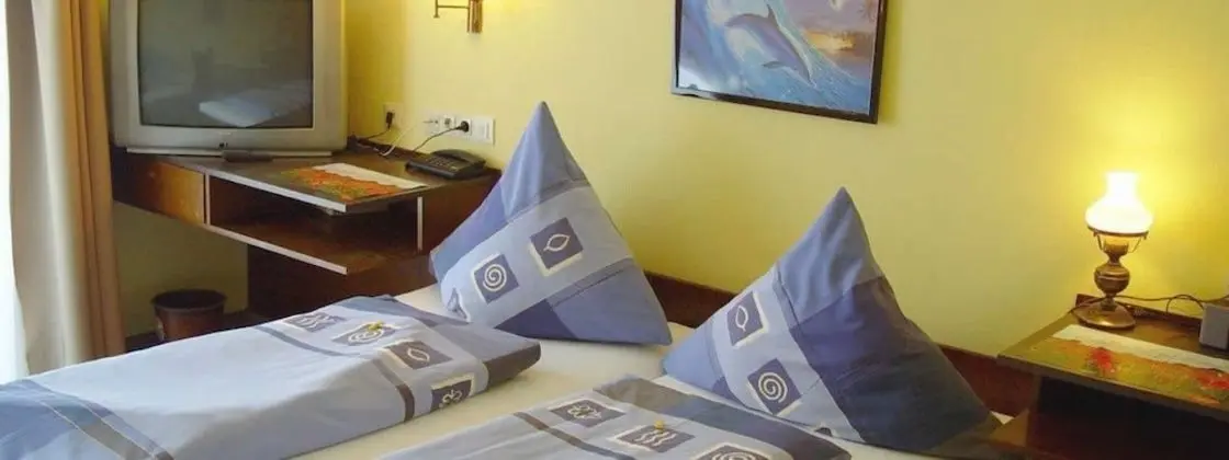 Classic Tek Büyük Yataklı Oda