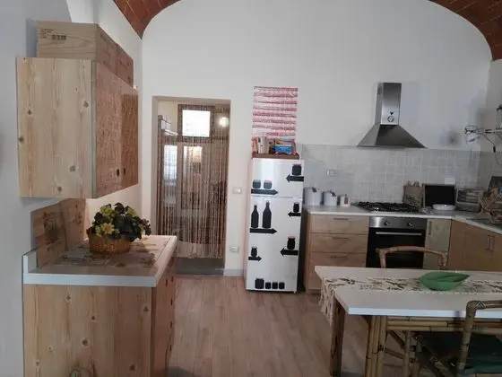 Apart Daire, 1 Büyük (Queen) Boy Yatak, Sigara İçilmez