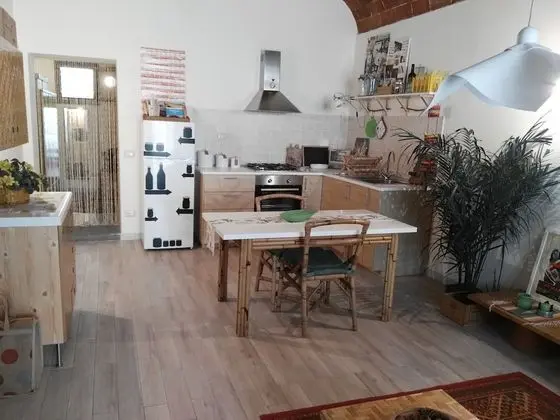 Apart Daire, 1 Büyük (Queen) Boy Yatak, Sigara İçilmez