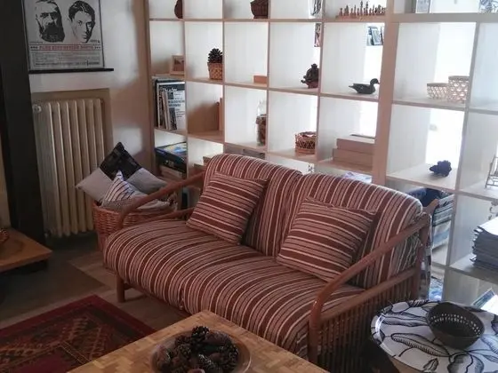 Apart Daire, 1 Büyük (Queen) Boy Yatak, Sigara İçilmez