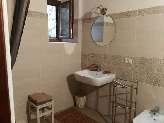 Apart Daire, 1 Büyük (Queen) Boy Yatak, Sigara İçilmez