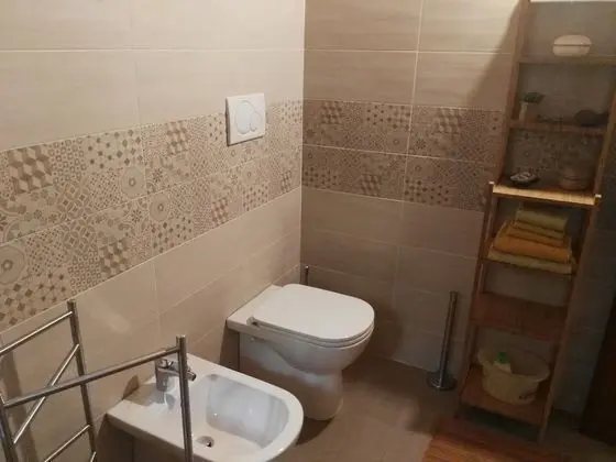 Apart Daire, 1 Büyük (Queen) Boy Yatak, Sigara İçilmez