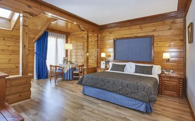 Family Dört Kişilik Oda (Spa Access)