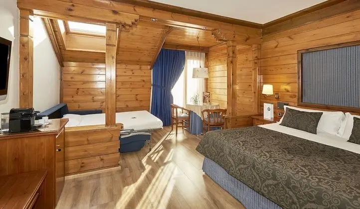 Family Dört Kişilik Oda (Spa Access)
