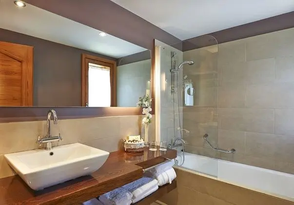 Superior Büyük Yataklı Tek Kişilik Oda