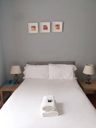 Tek Büyük Yataklı Oda, Banyolu/Duşlu