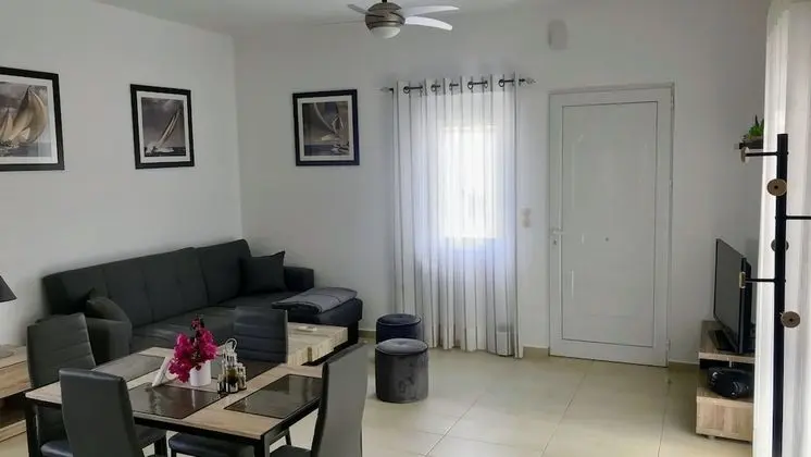 Comfort Villa, 2 Yatak Odası, Havuz Kenarı