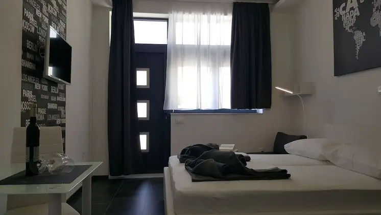 Stüdyo (B)