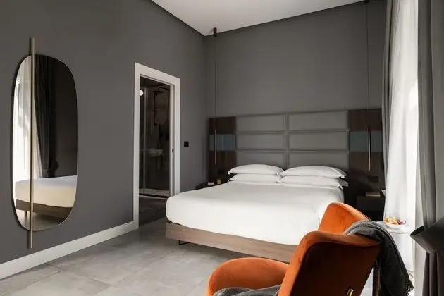 Deluxe Tek Büyük Yataklı Oda, 1 Büyük (Queen) Boy Yatak, Balkon, Şehir Manzaralı