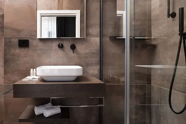 Deluxe Tek Büyük Yataklı Oda, 1 Büyük (Queen) Boy Yatak, Balkon, Şehir Manzaralı