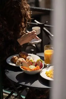 Superior Tek Büyük Yataklı Oda, Balkon, Şehir Manzaralı