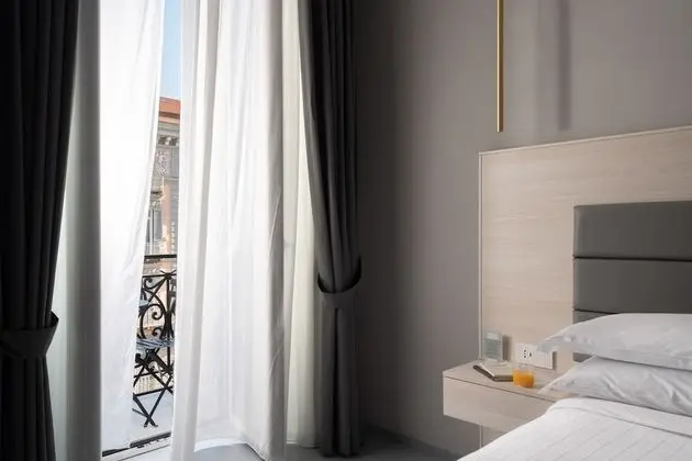 Tek Büyük Yataklı Oda, 1 Büyük (Queen) Boy Yatak, Balkon, Şehir Manzaralı
