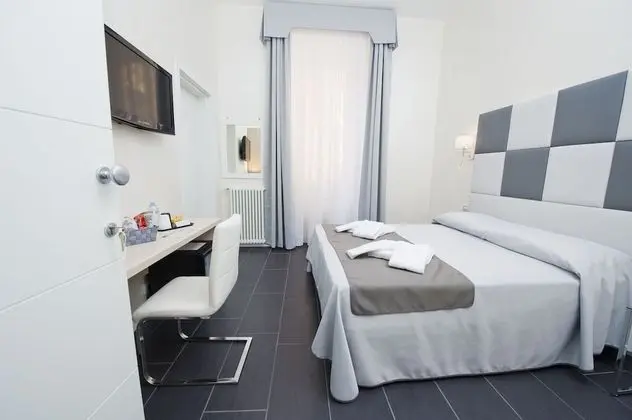 Standard Tek Büyük veya İki Ayrı Yataklı Oda