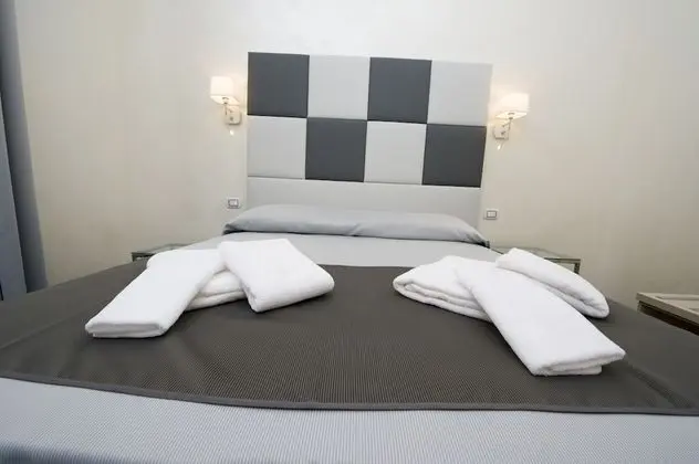 Standard Tek Büyük veya İki Ayrı Yataklı Oda