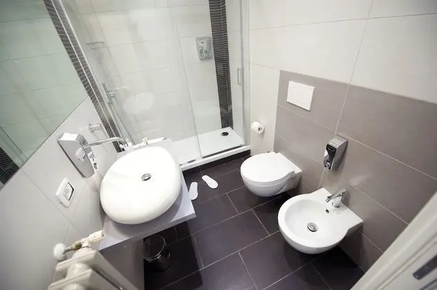 Standard Tek Büyük veya İki Ayrı Yataklı Oda