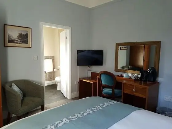 Tek Büyük Yataklı Oda, 1 En Büyük (King) Boy Yatak, Banyolu/Duşlu (Bath and Shower)