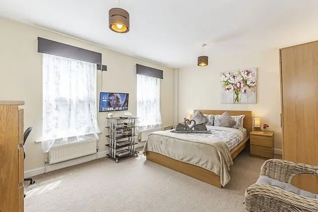 Deluxe Oda, 1 En Büyük (King) Boy Yatak, Ortak Banyo (Room 3)