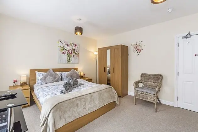 Deluxe Oda, 1 En Büyük (King) Boy Yatak, Ortak Banyo (Room 3)