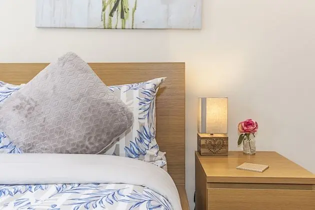 Deluxe Oda, 1 En Büyük (King) Boy Yatak, Ortak Banyo (Room 3)