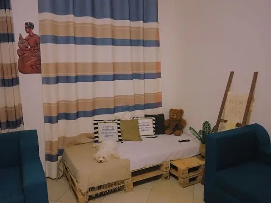 Traditional Tek Büyük Yataklı Oda