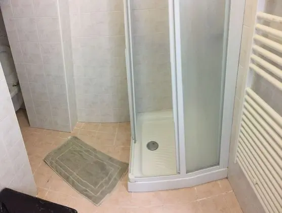 City Üç Kişilik Oda, Ortak Banyo, Şehir Manzaralı