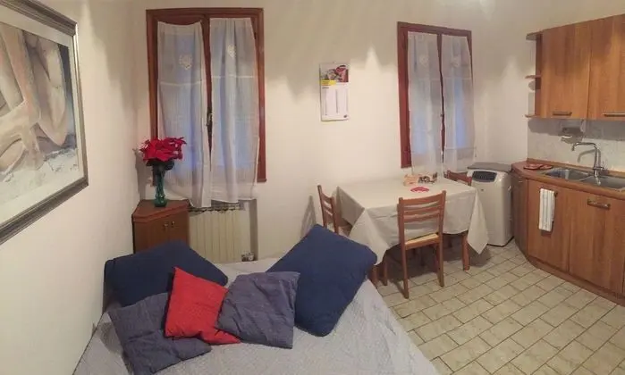 Stüdyo, Ortak Banyo