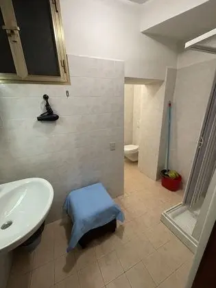 Stüdyo, Ortak Banyo