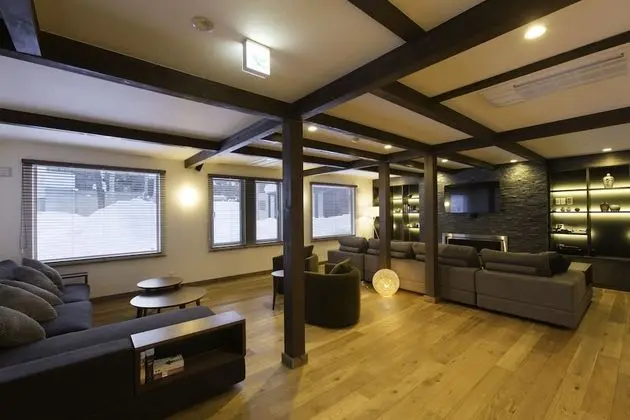 Ev, Birden Çok Yatak Odası (3 Double, 6 Single, 6 bunk beds)