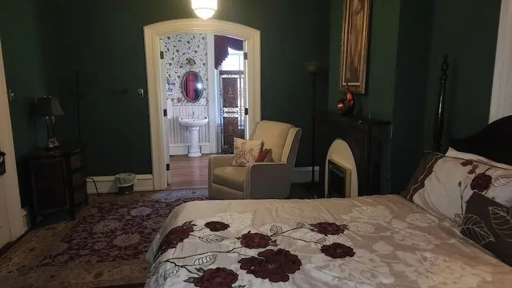 Deluxe Oda, 1 En Büyük (King) Boy Yatak, Sigara İçilmez, Zemin Kat