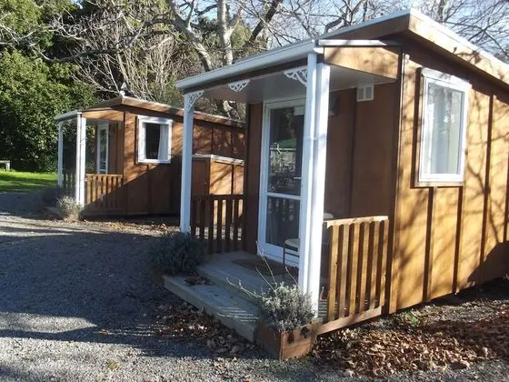 Basic Kulübe, Birden Çok Yatak, Ortak Banyo