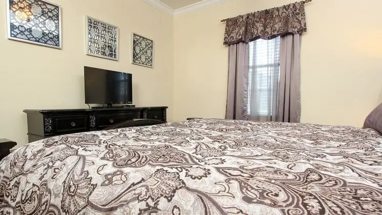 Family Sıra Ev, Birden Çok Yatak Odası, Sıcak Su Havuzu, Bahçeli