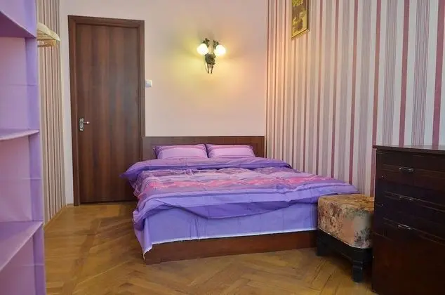 Tek Büyük Yataklı Oda, Balkon