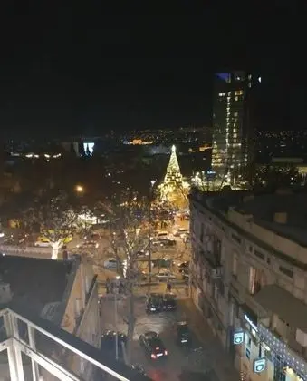 Tek Büyük Yataklı Oda, Balkon