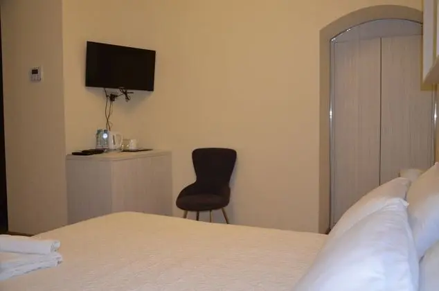 Economy Tek Büyük Yataklı Oda
