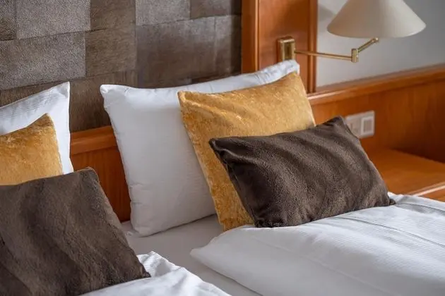 Comfort Tek Büyük Yataklı Oda, Balkon, Dağ Manzaralı
