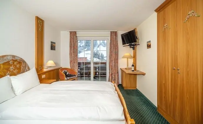 Comfort Tek Büyük Yataklı Oda, Balkon, Dağ Manzaralı
