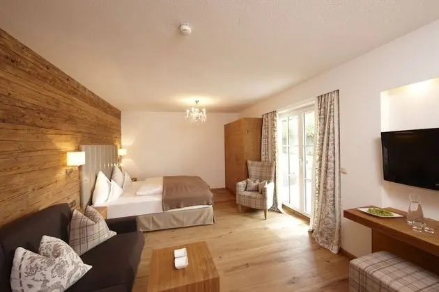 Comfort Tek Büyük Yataklı Oda, Balkon, Dağ Manzaralı
