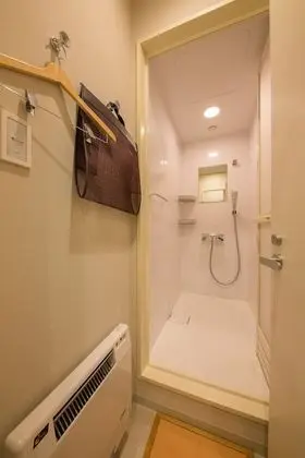 Ortak Ranzalı Oda, Karma Ranzalı Oda, Ortak Banyo