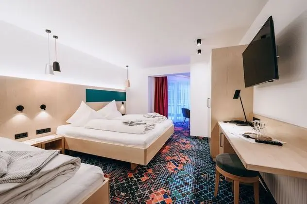 Üç Kişilik Oda, Balkon