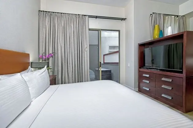 Executive Süit, 1 En Büyük (King) Boy Yatak, Veranda (Executive Suite-King & pullout sofa)