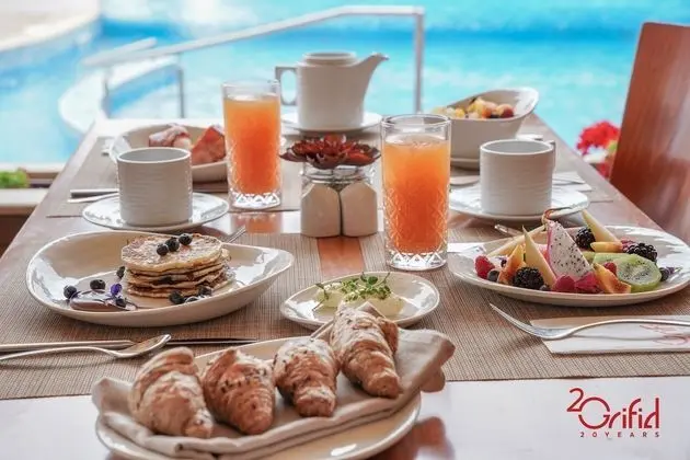 Deluxe Tek Büyük Yataklı Oda, Deniz Manzaralı (Free Aquapark Access)