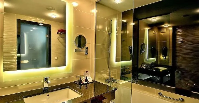 Double Room, Side Sea View (Free Beach Access, Safe, Minibar)