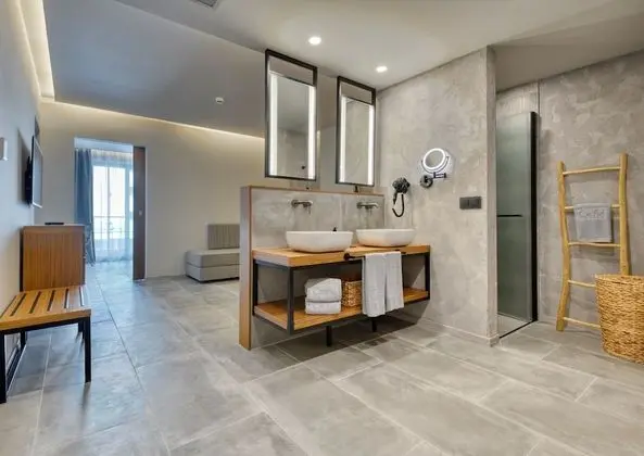 Suite, Park View