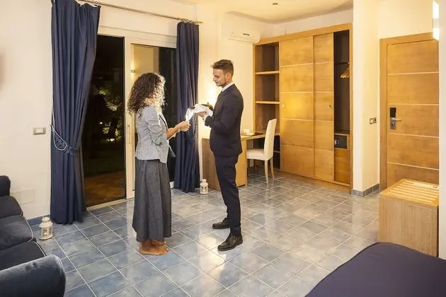 Junior Süit, Kısmi Deniz Manzaralı